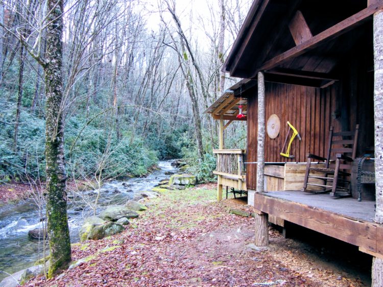 Rustic Cabin Escape in the Mountains of North Carolina. | My Meena Life